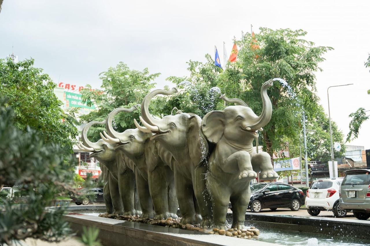 Elephants Hotel Buon Ma Thuot Εξωτερικό φωτογραφία